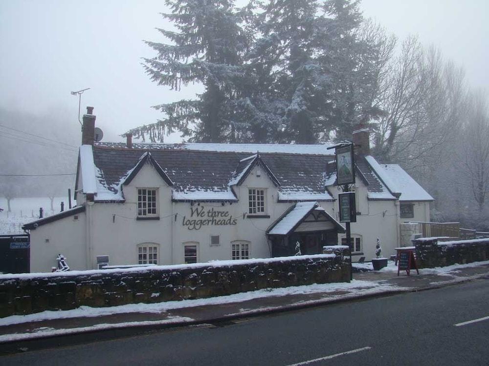 We Three Loggerheads Hotel Gwernymynydd Екстериор снимка